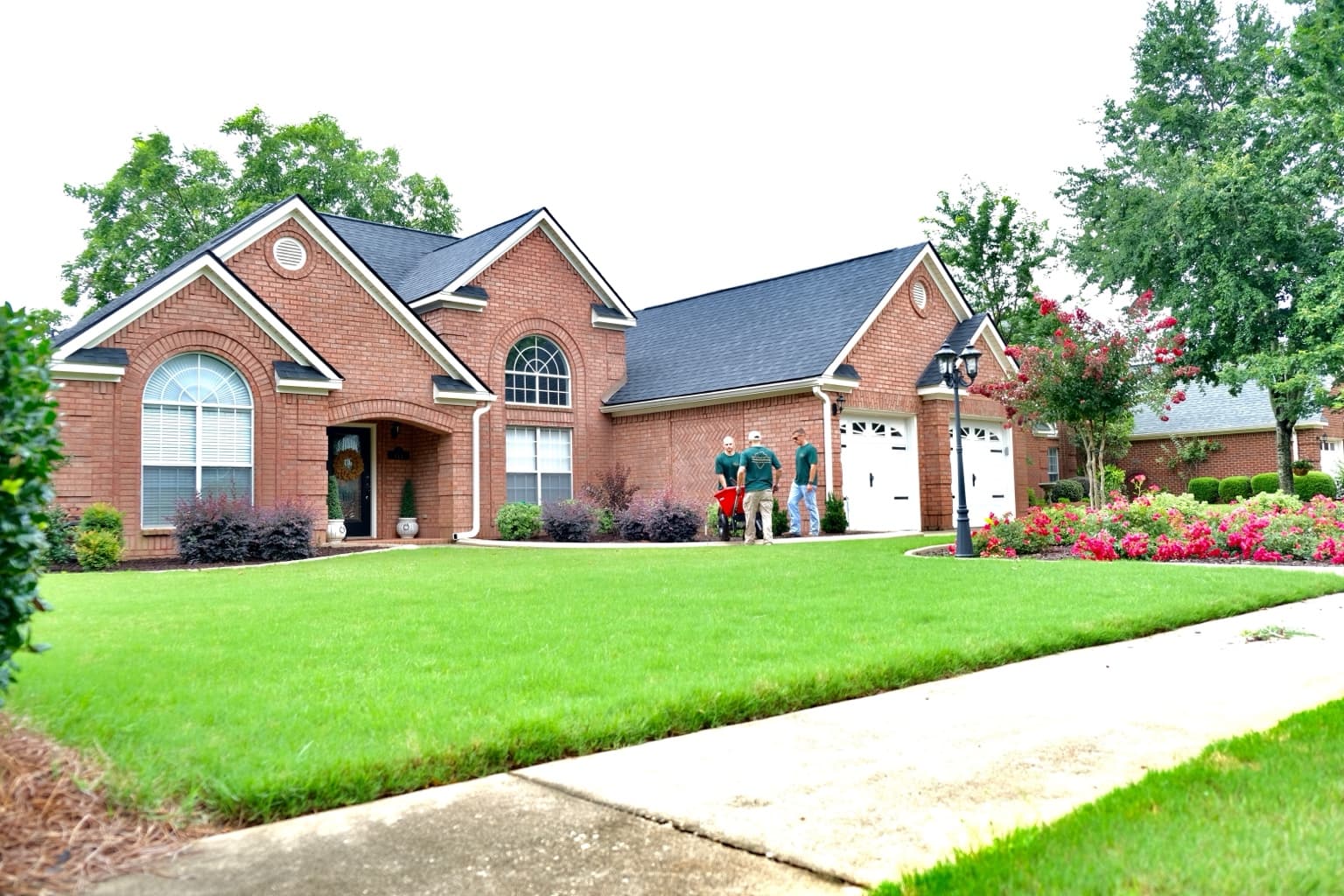 Arrowhead Outdoors Co. team at a completed Southwest Georgia property